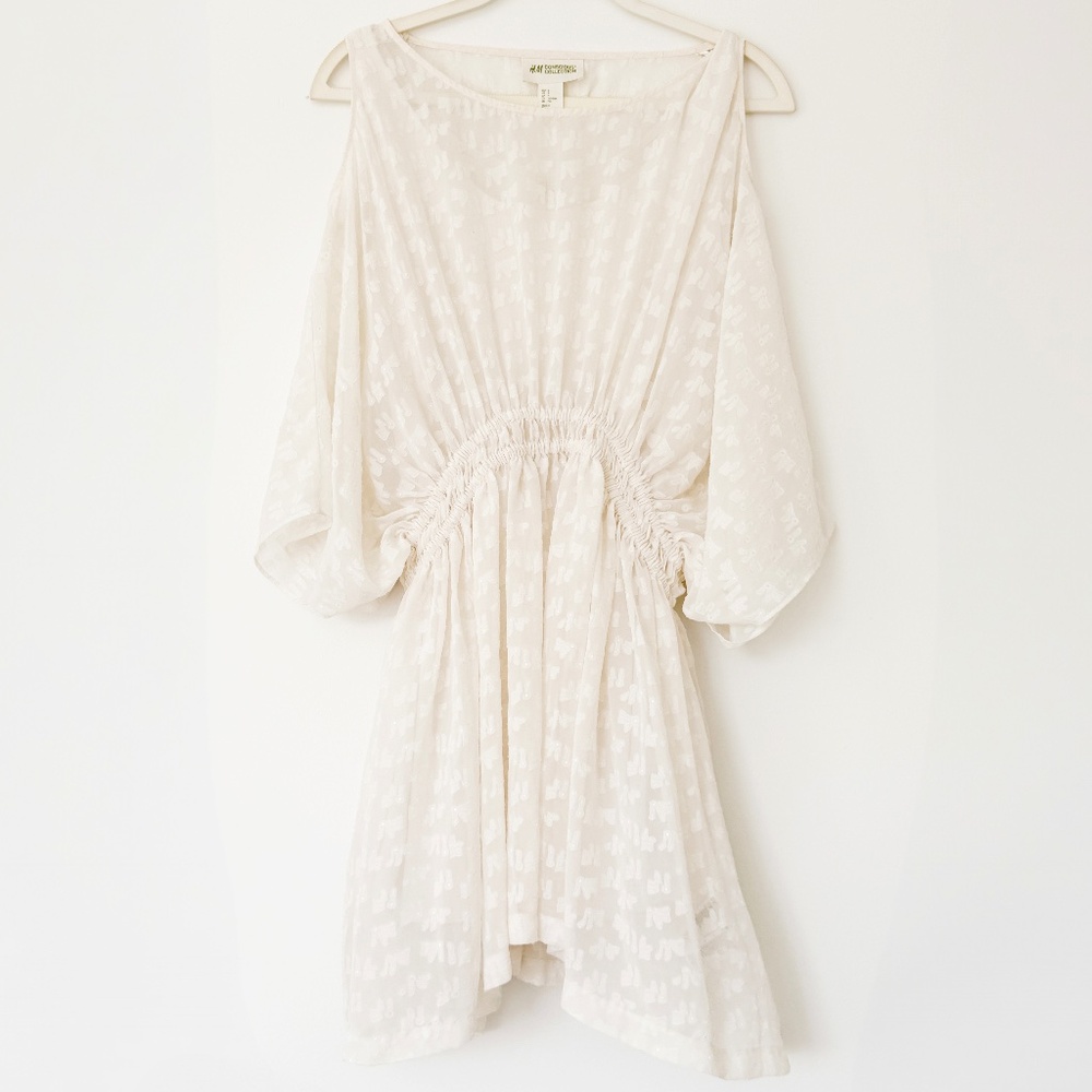 H&M Cut out shoulder dress S